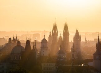 Jakie są cele komunikowania się?